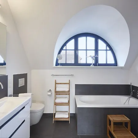 Ferienhaus Reetland Am - Luxus Reetdachvilla Mit 3 Schlafzimmern, Sauna Und Kamin F08 Dranske