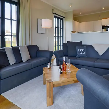 Reetland Am - Luxus Reetdachvilla Mit 3 Schlafzimmern, Sauna Und Kamin F08 Ferienhaus