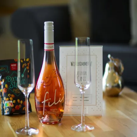 Reetland Am - Luxus Reetdachvilla Mit 3 Schlafzimmern, Sauna Und Kamin F08 *