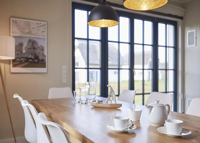 Reetland Am - Luxus Reetdachvilla Mit 3 Schlafzimmern, Sauna Und Kamin F08 * Dranske