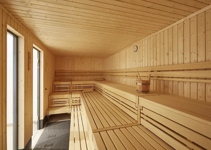 Reetland Am - Luxus Reetdachvilla Mit 3 Schlafzimmern, Sauna Und Kamin F08 Dranske