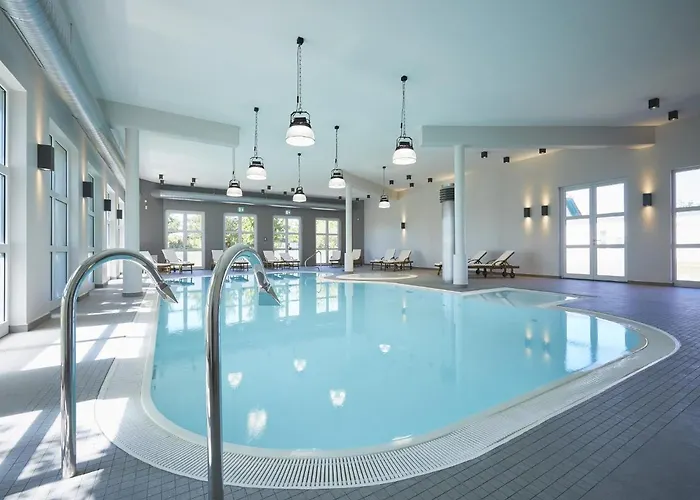 펜션 Reetland Am - Luxus Reetdachvilla Mit 3 Schlafzimmern, Sauna Und Kamin F08